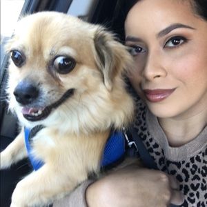 Meet your Posher, Abigail